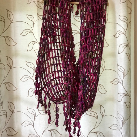 Open Knit Infinity Scarf - Picture 4 of 4